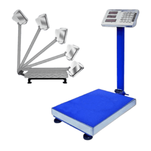 Escala de peso digital con balanzas y pesas metálicas para medición precisa.